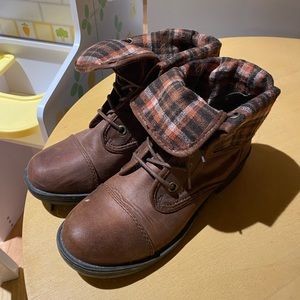 Arizona Jean Co Boots